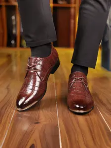 Elegant PU Leather Pointed Toe Shoes, Crocodile Texture, Small Metal Tag, Business, Work, Office & Date Wear, Above Ankle Below Knee Height