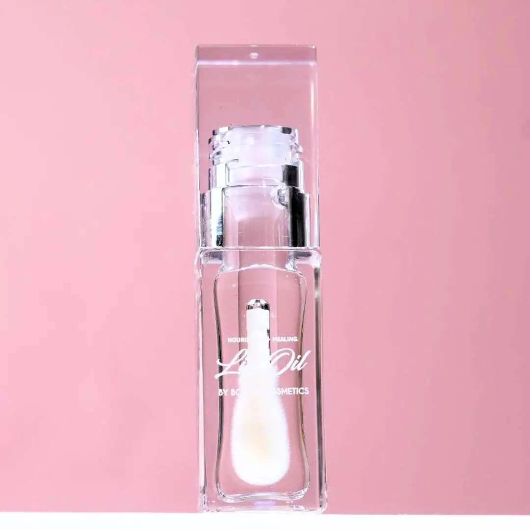 Clear lip oil Clear lip oil