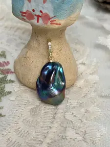Natural Freshwater Pearl Necklace, Peacock Baroque Pendant, Fashionable and Elegant, Unisex Clasp Design, Perfect Gift for Occasions