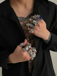 16 Piece Punk Style Stackable Rings Set, Statement Multi Ring, Exaggerated Halloween Skull Gemstone Rings, Fashion Accessories for Women, Stacking Rings