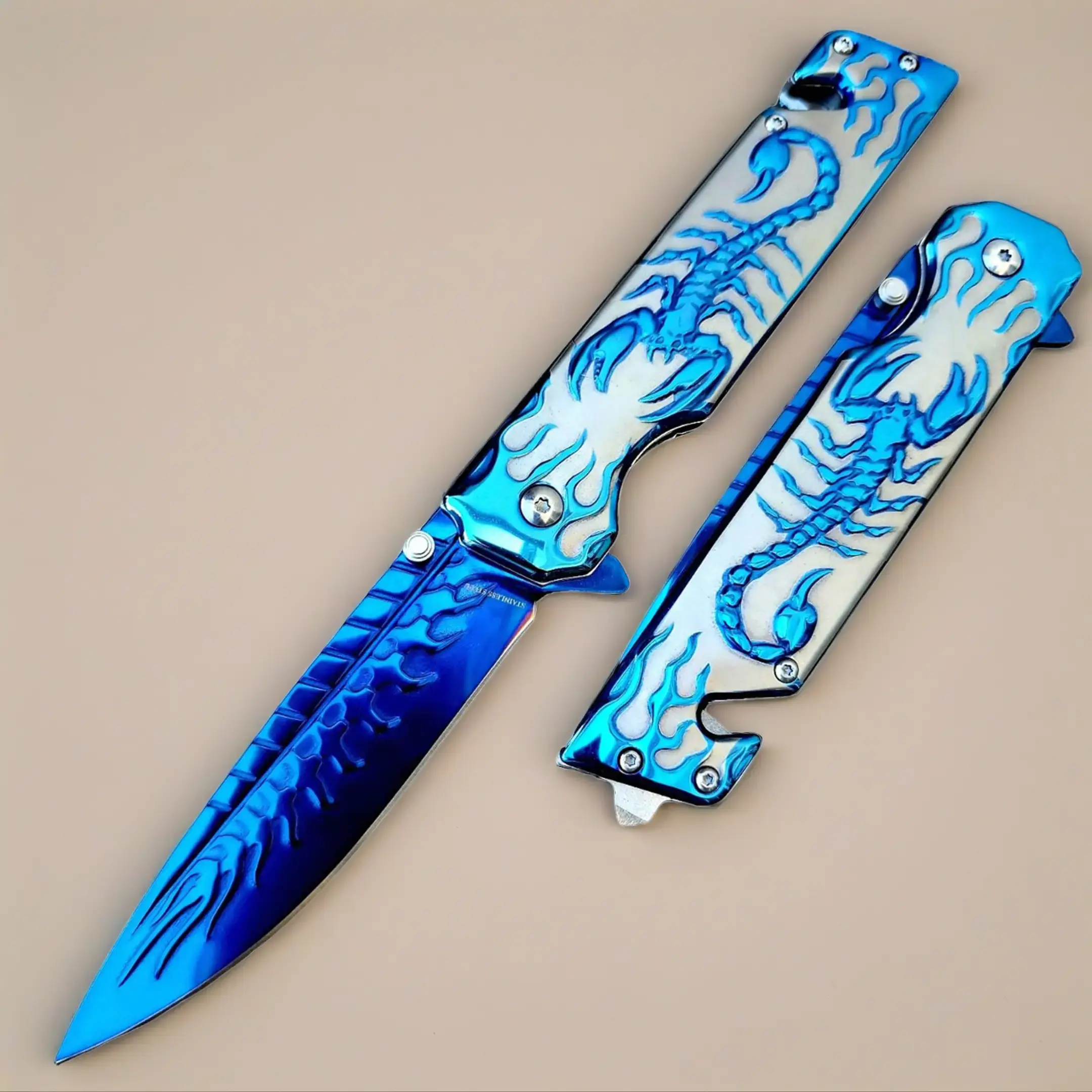 3D scorpion embossed outdoor everyday manual folding knife, suitable for outdoor camping and hiking, durable men's EDC gift, Valentine's Day gift, birthday gift.