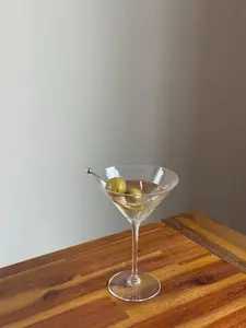 Martini Candle / Extra Olives Martini Candle/ Gel Wax Martini Candle / Olive Martini Lovers / Extra Dirty Martini Lovers / Cocktail Candles