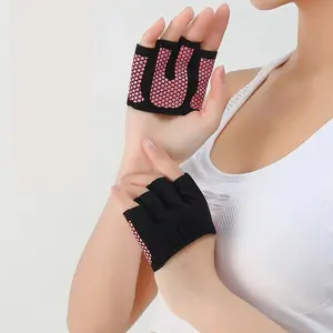 Pair of Yoga Gloves, Breathable Quick-Dry, Non-Slip Gym Pilates Essential, Must-Have for Fitness, Ideal for Yoga and Workout Sessions