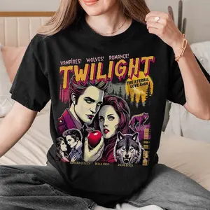[FREESHIP] Retro Vintage Twilight Shirt, Twilight Fans Homage T-shirt, Gift For Book Lover Twilight Saga Comic Retro, Vampires Wolves Romance shirt, Y2K Streetwear T-Shirt, Unisex Crew Neck
