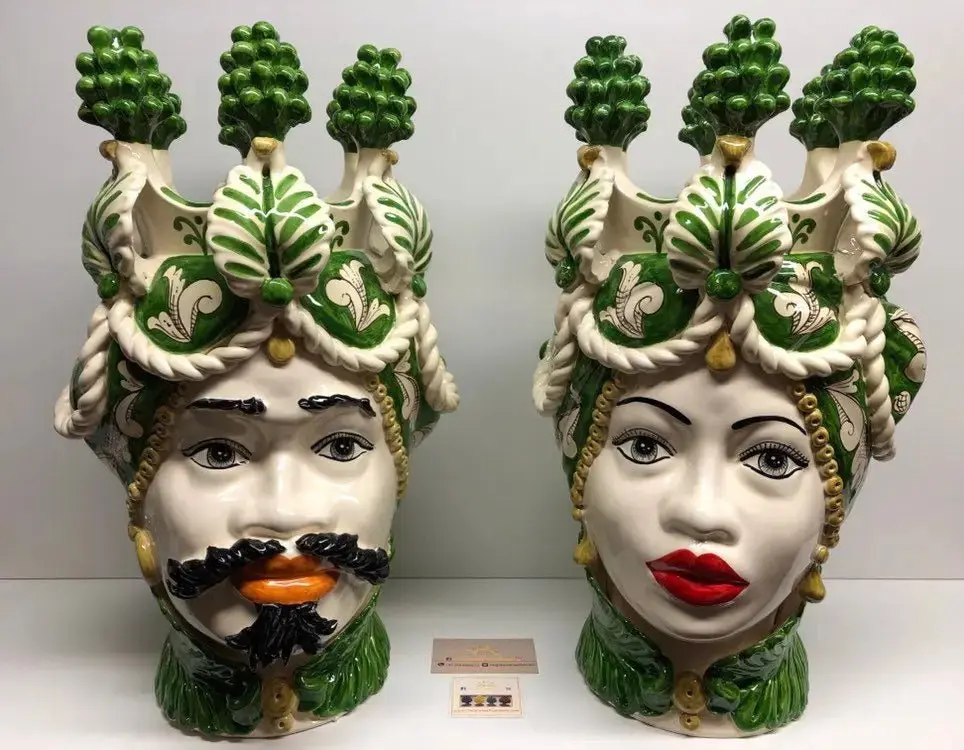 Moor's Heads Zefiro Corona Pine Cones Caltagirone Ceramic cm H.48 L.28 Green Artisan