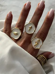 4 Pcs Bohemian Style Wide Band Seahorse Conch Shell Ring Set, Stackable and Single Wear, Perfect for Daily Use, Gifts for Mom and Girlfriend