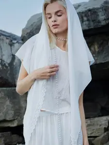 Autumn Summer Solid Color Cotton Linen Shawl, Beach Vacation Sun Protection Scarf, Head Covering Wrap, Stylish and Comfortable Accessory
