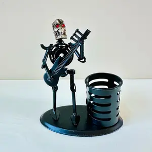 GAGAMA Skeleton Sculpture Pen Holder Pencil Cup Stationary Storage Desktop Organizer