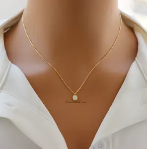 18K Gold Plated Opal Pendant Necklace for Women – Dainty Iridescent Gemstone Jewelry Gift