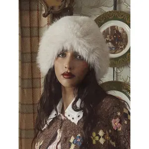 Cider [5 colors, size One Size-One Size] FUZZY BUCKET HAT