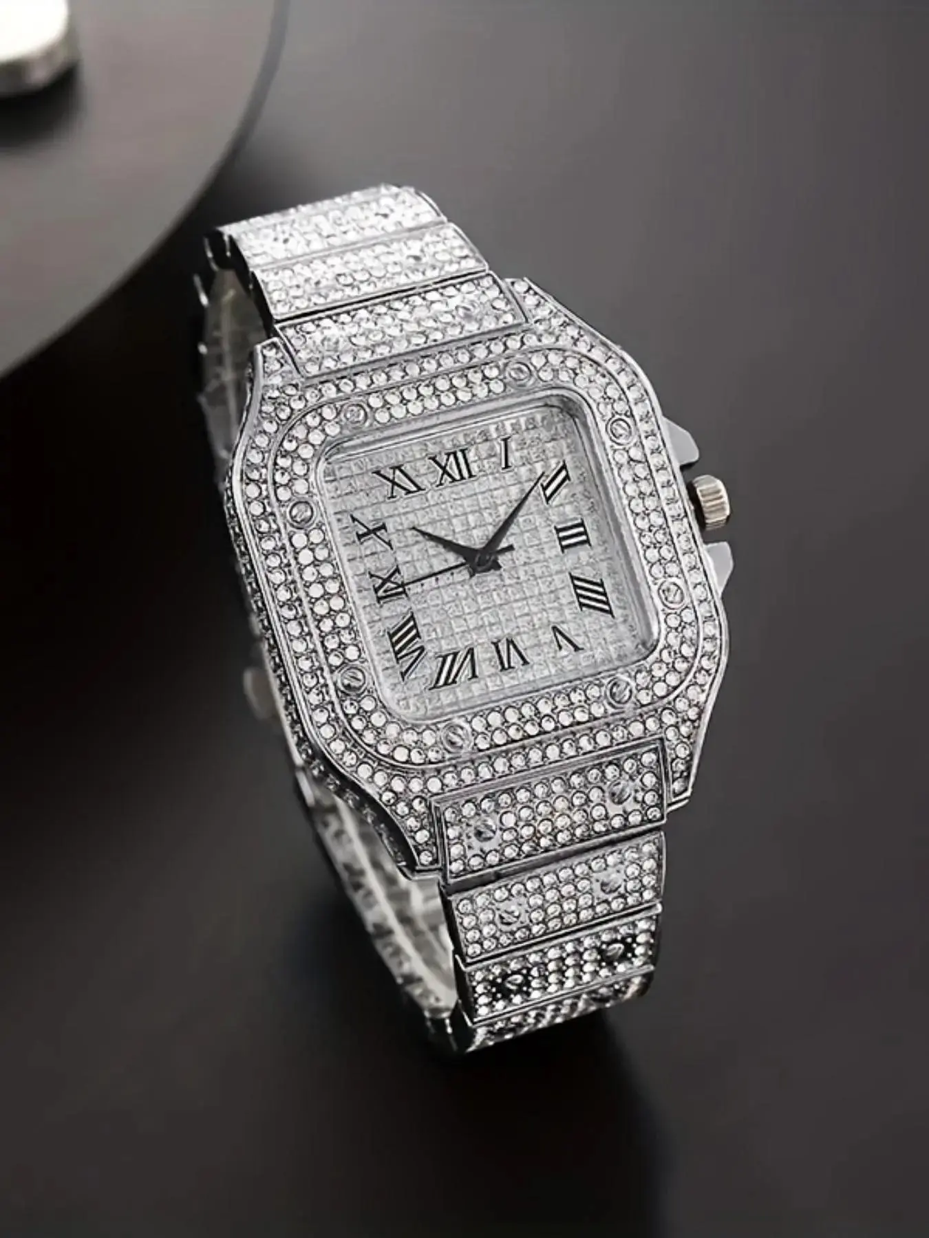 VGTIMERmen's quartz watch featuring a starry sky design on the dial, stainless steel strap, diamond embellishments, and Roman numerals, Modern Fashionable Wristwatch, Casual Trendy Wristwatch, Stylish Watch, Quartz Analog Watches