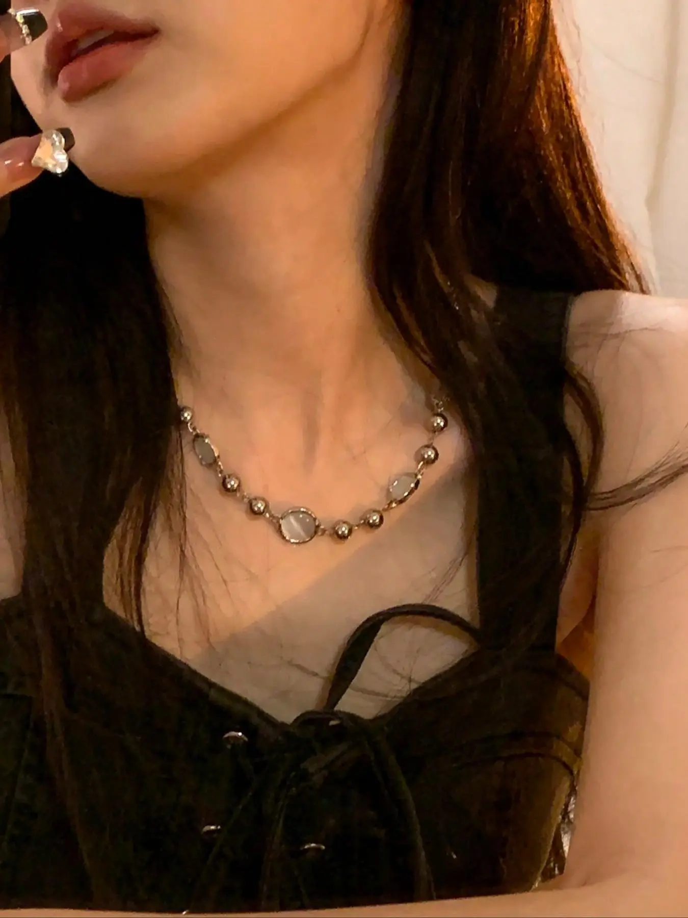 A little-designed high-end sense collar lady necklace chain chain dinner party accessories holiday gift Elegant Rhinestone Necklace Rhinestone Decorated Necklace Decorative Necklace Jewelry Necklace