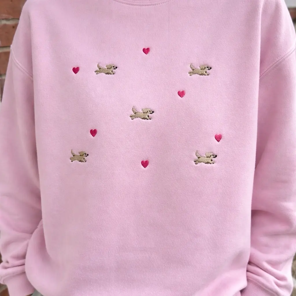 Embroidered dachshund dog heart love valentine’s pet lover animal crewneck sweatshirt minimalist trendy