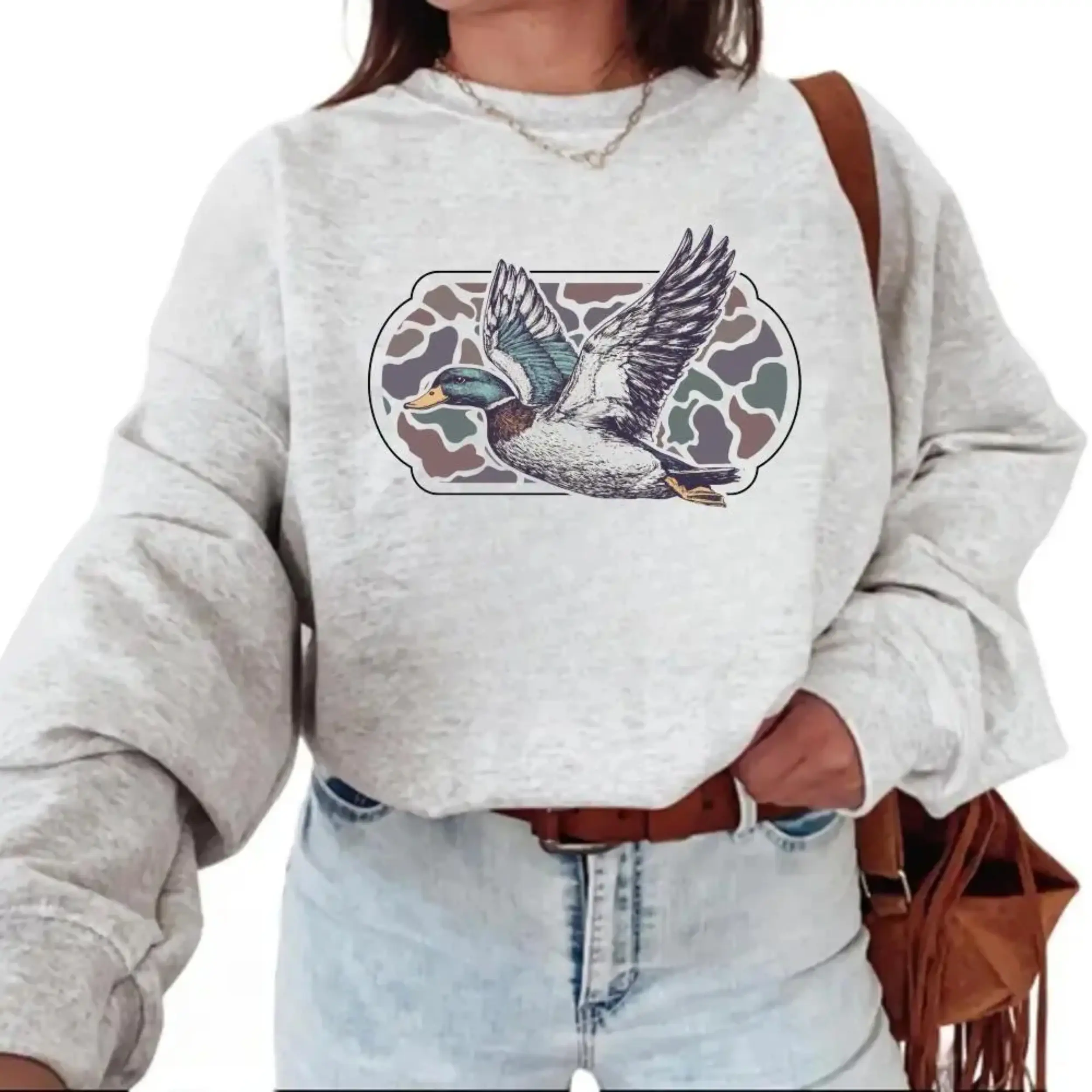 Camo Flying Mallard Sweatshirt, Vintage Duck Hunting Crewneck, Retro Waterfowl Graphic Pullover, Old School Camouflage Sweatshirt, Duck Hunter Gift Gift for Women