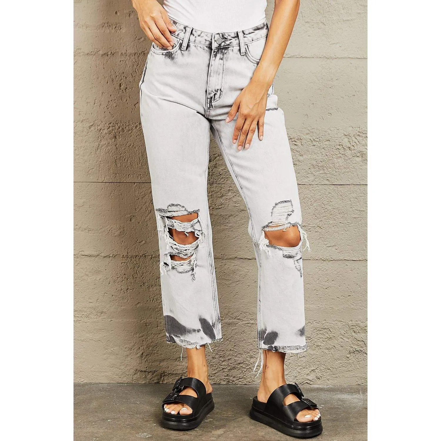 BAYEAS Acid Wash Accent Cropped Mom Jeans