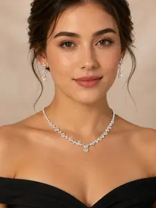 Sparkling Crystal Necklace & Earrings Set — Elegant Rhinestone Jewelry for Women, Perfect for Evening, Wedding, Party & Special Occasion