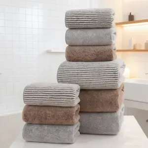 8 Piece Towel Set, 2 Large Bath Towels 90x160cm, 2 Hand Towels 70x140cm, 4 Face Cloths 35x75cm, Soft Absorbent Quick Dry, Premium Bath Towels, Perfect for Bathroom