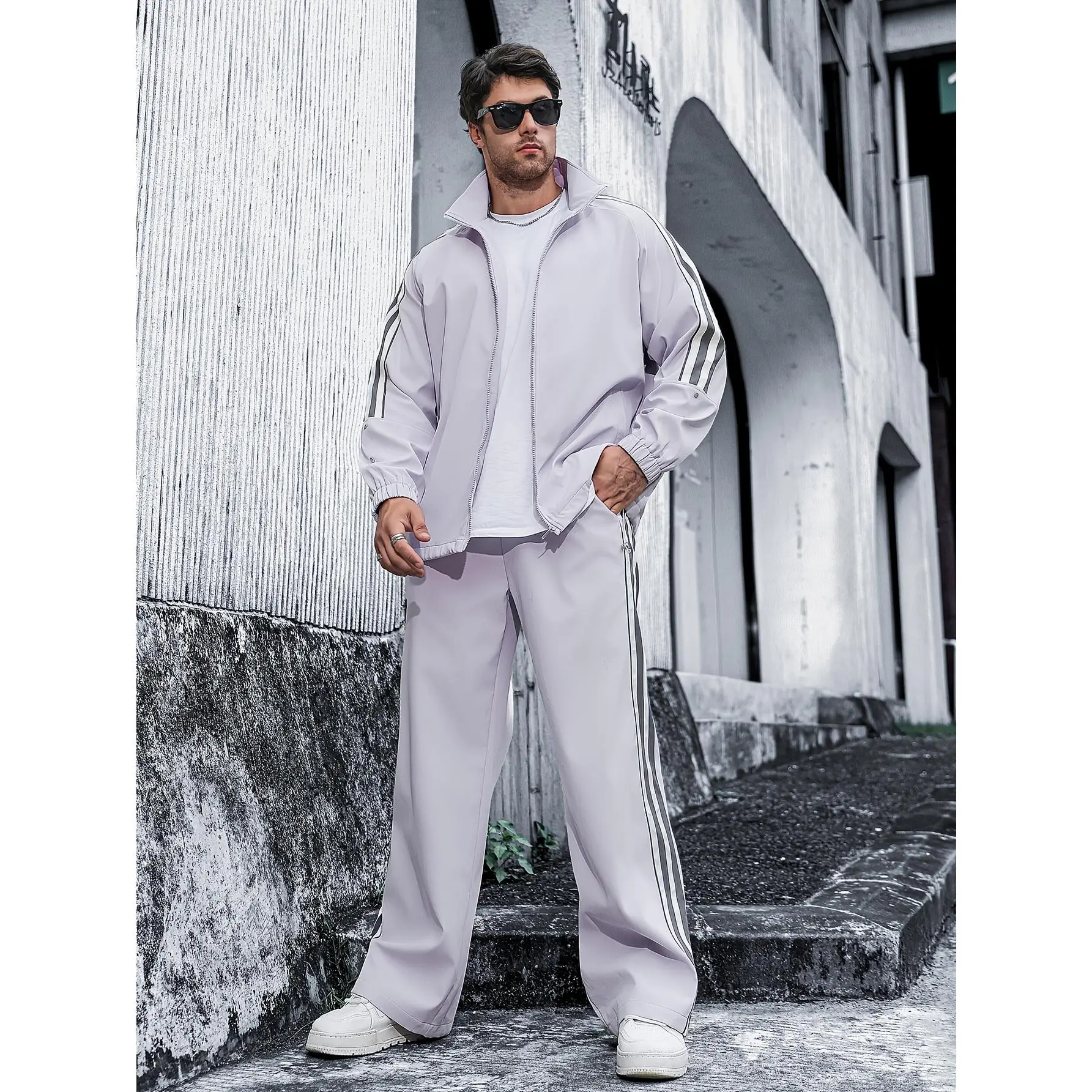 Men's 2-Piece Woven Polyester Tracksuit, Outdoor Leisure Light Purple Striped Long Sleeve Zip-Up Jacket & Drawstring Pants, Machine Washable, Sleek Fabric, Ideal for Spring/Fall Casual Activities, Sleek Fabric Finish, Solid, Tops, Sporty Men's Clothing Se