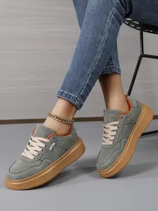 New Women's Casual Sports Shoes, Fashion Comfort Outdoor Sneakers, Lightweight Breathable Board Shoes, PU Material, Low Top