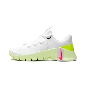 Free Metcon 5 WMNS "Barely Volt Pink Foam" DV3950 104