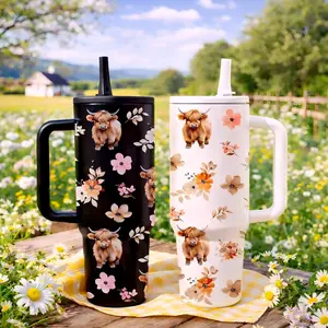 40oz Straw Handle Car Tumbler with Highland Cow Floral Print, Large Capacity Insulated Cup for Car Holder, Easy Sip Straw Lid, Comfortable Handle for Carrying, Keeps Drinks Hot or Cold for Hours, Aesthetic Country Style Design, Perfect for Daily Use, Comm