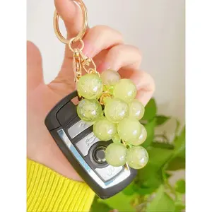 Resin Transparent Beaded Grape Pendant Keychains Bubble Jelly Grape Cluster Decorative Accessories for Backpacks & Car Keys Lightweight Fruit Charms Schoolbag Decoration Gift
