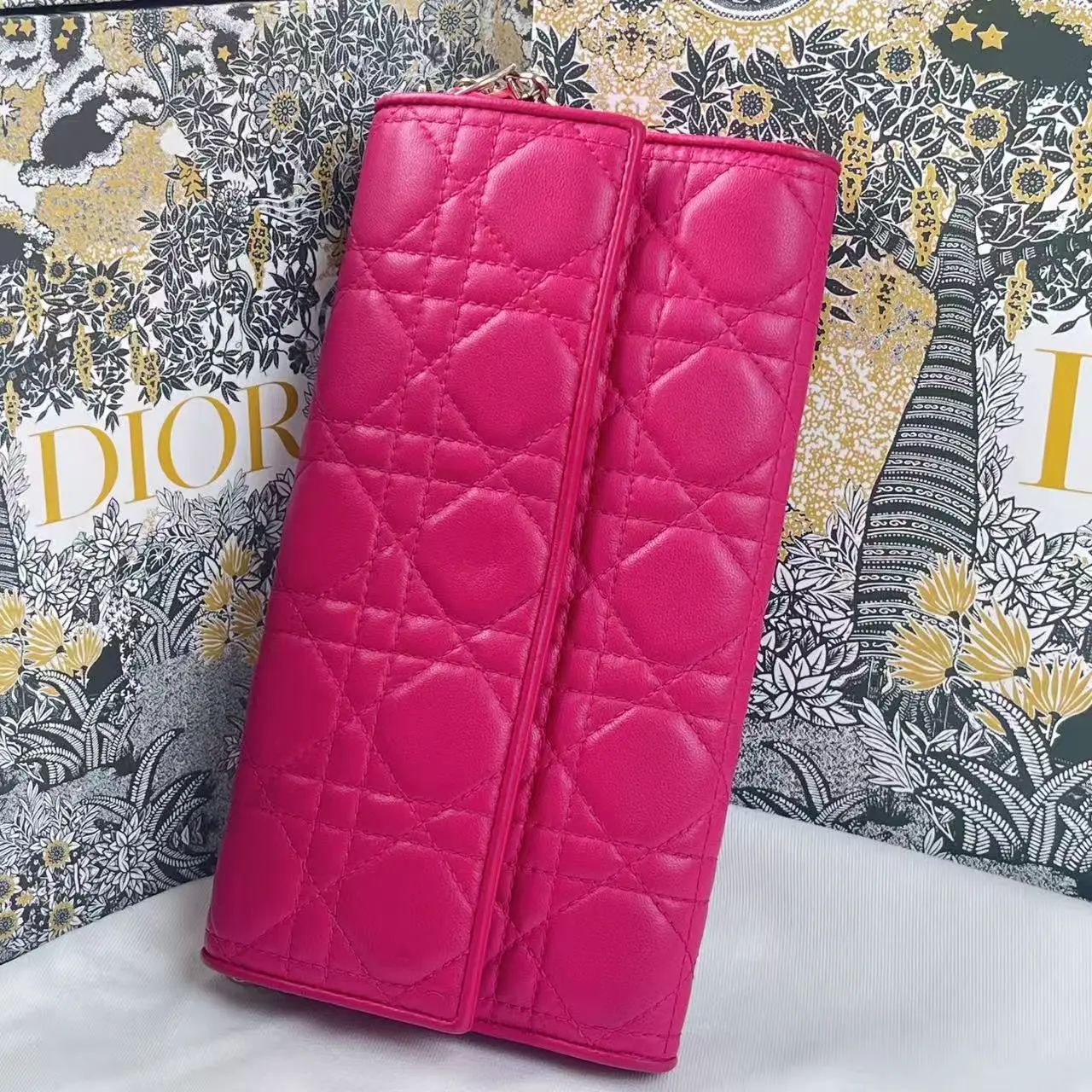 Pre-owned Dior Cannage Lambskin Envelope Chain Wallet