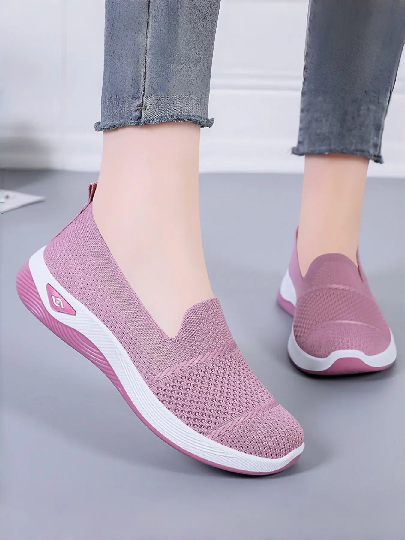 Women's Comfortable Flyknit Sneakers, Breathable Mesh Casual Shoes, Versatile Fashion Walking Shoes, All-Season Plain Design