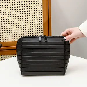 New Trendy Fashion Makeup Bag Large Capacity Partition Portable Outdoor Skincare Cosmetic Storage Bag Travel Wash Bag