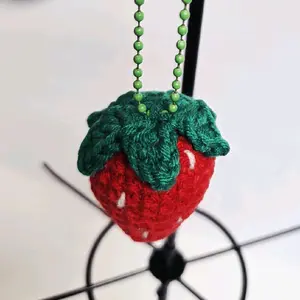 Plush Strawberry Keychain - Adorable Red & Green Fuzzy Accessory for Bags & Keys
