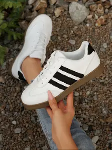Women's Casual Colorblock Lace Up Sneakers, Classic Color Block Design, Round Toe, Medium Width, Textile Upper, Rubber Sole, All Seasons, Comfortable Fit