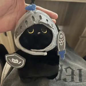 New Knight Cat Plush Doll Doll, Cute Companion Soft Stuffed Animals, Gift For Birthday, Huggable Stuffed Animal