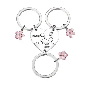 Summervibes Mother Daughter Keychain for 3,Mother Big Sister Little Sister Keychain for 3, Sweet Meaningful Gift for Mom for Mother's Day, Birthday, Christmas or Just Because