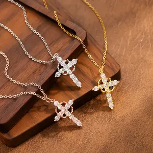 Creative and unique titanium and steel cross-shaped rotating crown necklace with hollowed-out design and colorful zirconia. Shoulder chain that prevents discoloration. Belief jewelry for casual and fashionable wear suitable for all seasons.