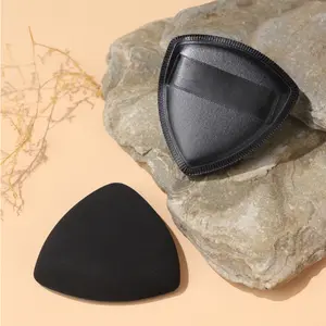 powder puff /cosmetics