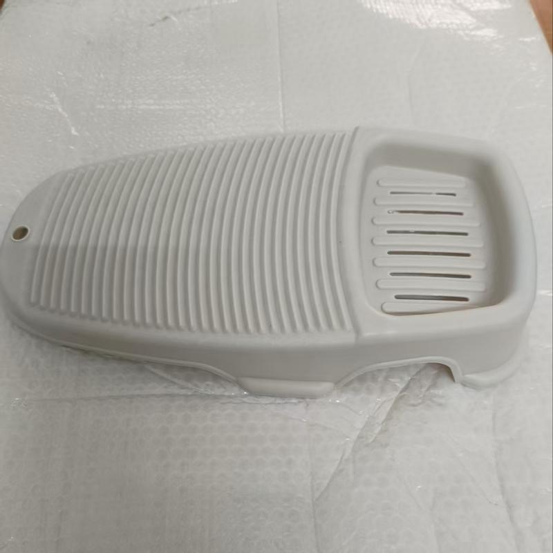 Portable Non-Slip Plastic Washboard with Integrated Soap Holder, Sturdy Manual Laundry Scrub Board for Hand Washing Clothes and Delicates