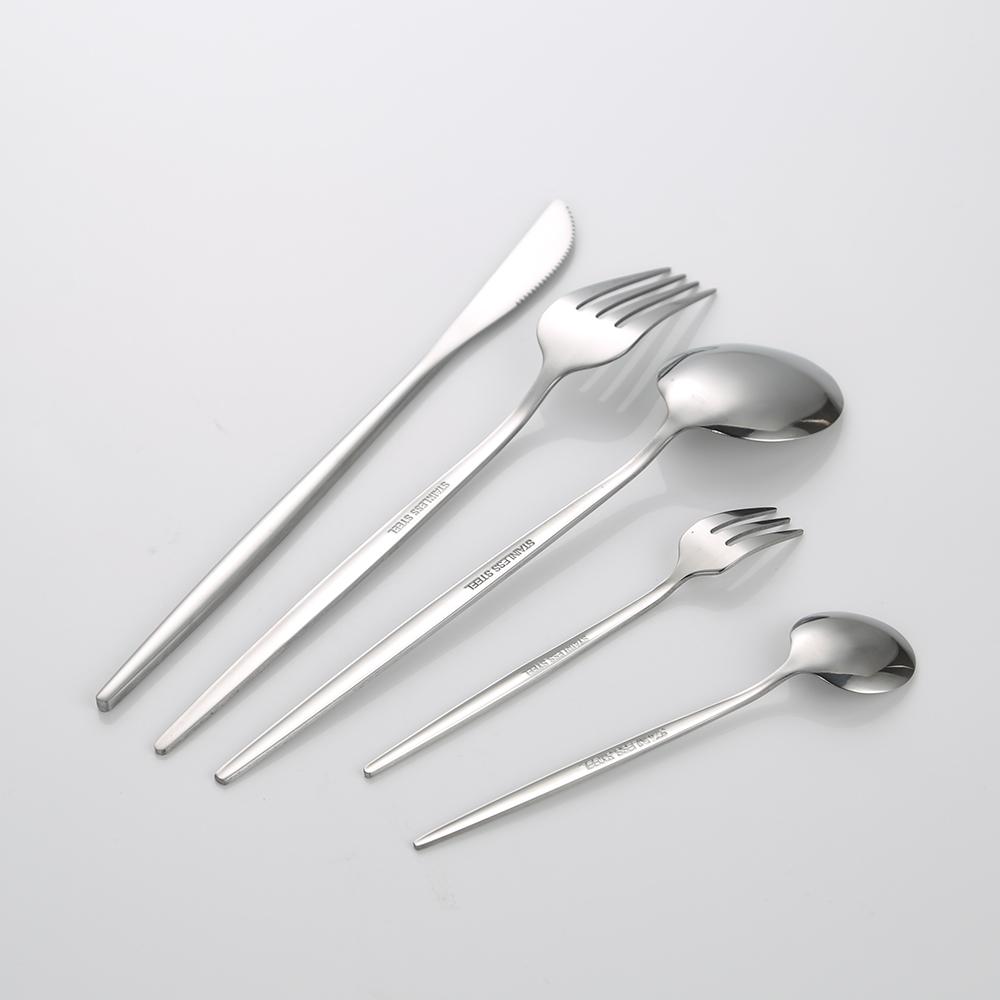 30PCS Silverware Set, Stainless Steel Portuguese Knife Fork Spoon Flatware Set, Suitable for Family Gatherings, Holiday Parties, Wedding Essentials Tableware Kit Stylish