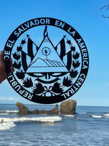 El Salvador Metal Shield Decor