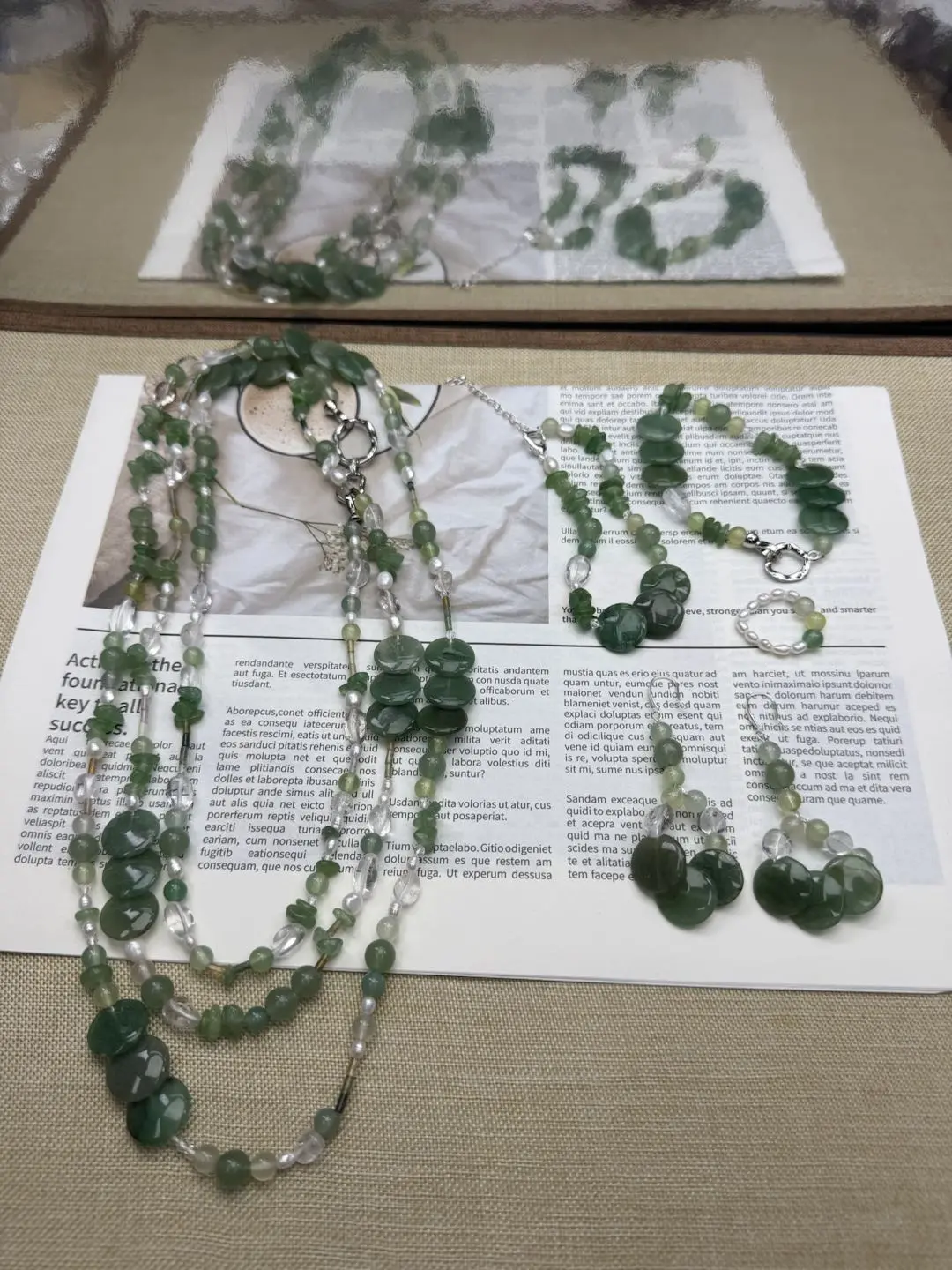 Rebecca(13372)gc.Green Crystal & Pearl Jewelry Set