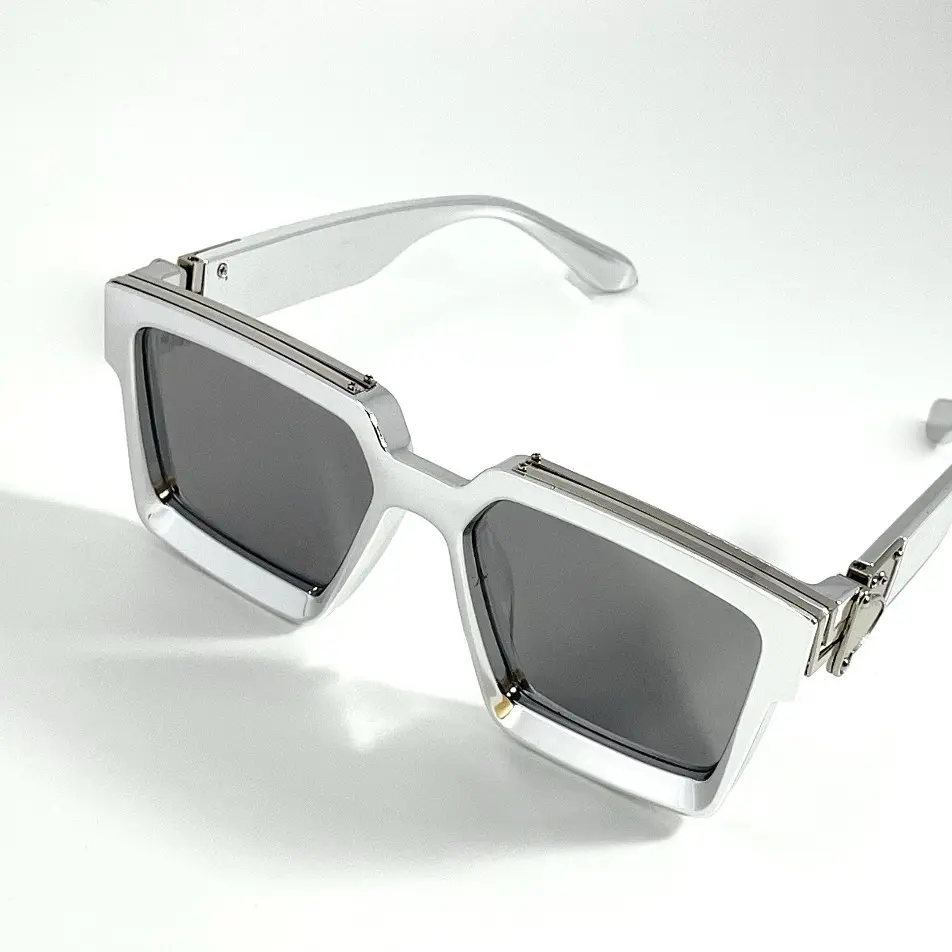 Square Acetate Sunglasses with Silver Mirror Lenses, Cool Unisex Retro Street Style, UV400 Sun Protection, Cool Sunglasses