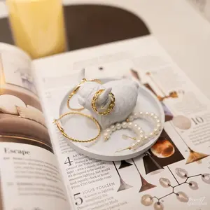 Adorable Highland Cow Ring Holder Jewelry Stand for Home Decor Bedroom Bathroom Dorm Jewelry Storage Display Organizer