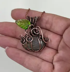 Red Flash Labradorite Pumpkin