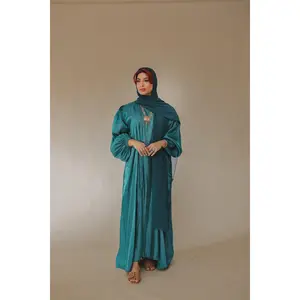 Puffed Allure Abaya - Emerald Green
