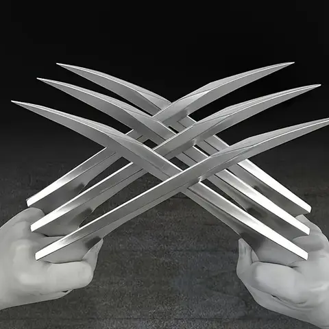 2pcs Wolverine Claws For Cosplay Hard Plastic Design Great Gift For your Boy Friend
