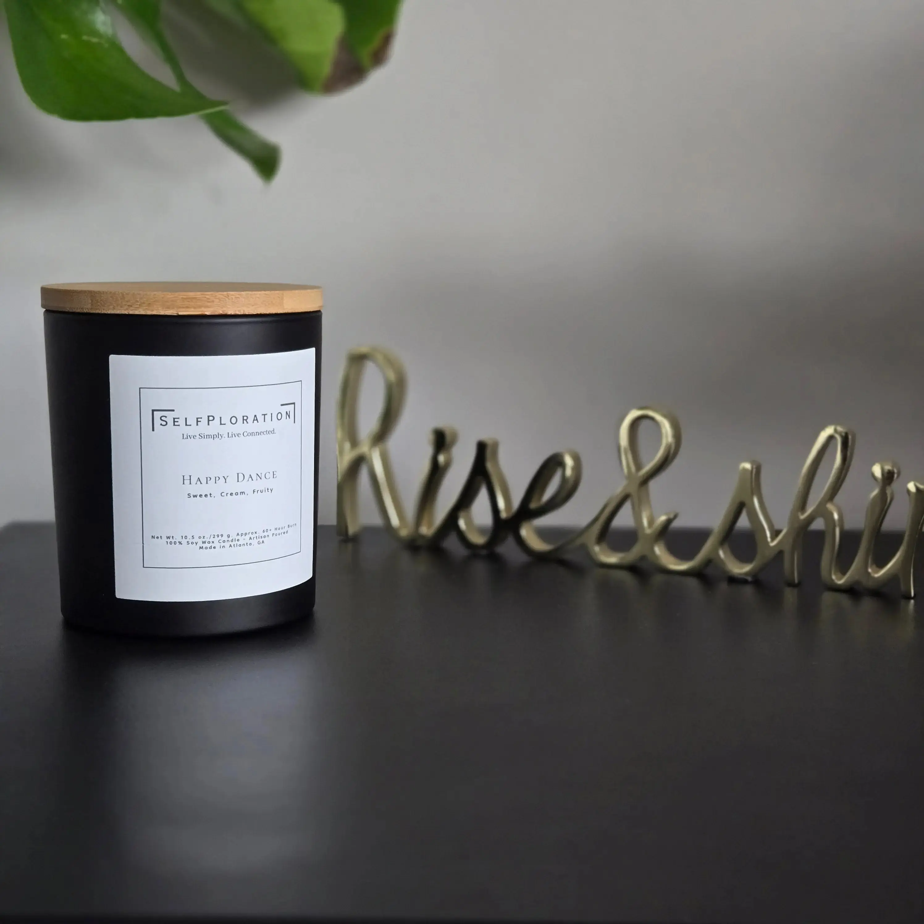 Happy Dance | Banana & Vanilla Candle 14.5 oz. Coconut Decor