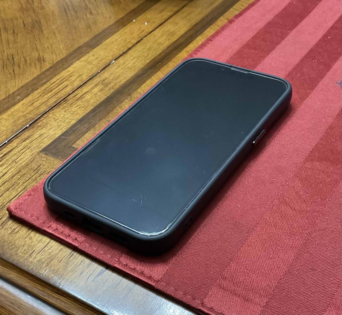 Item: Black, For iPhone 13 Pro