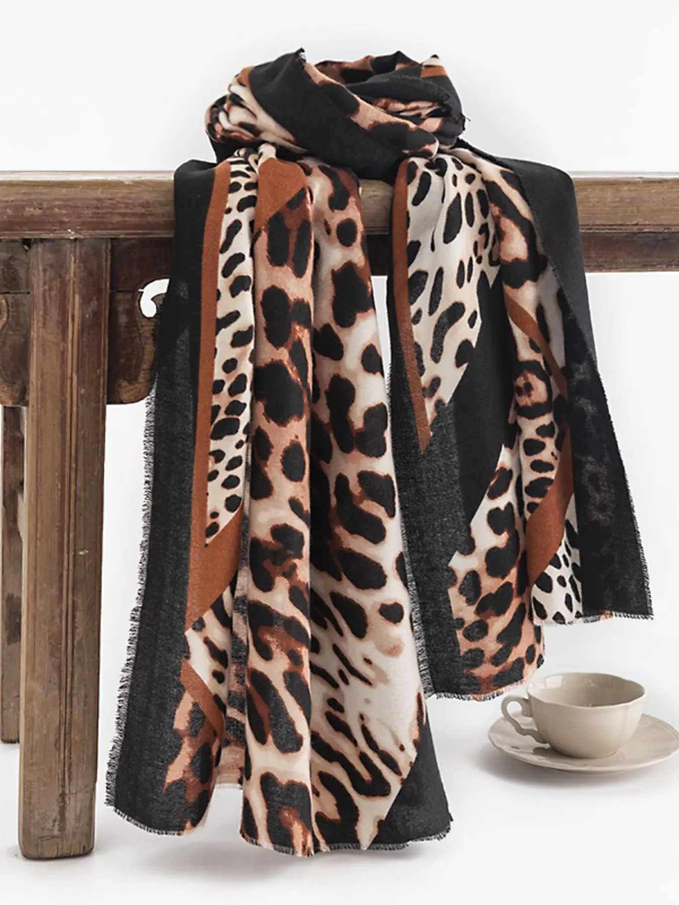 Women's Elegant Fashion Winter Scarf 68x180cm Imitation Cashmere Leopard Print Shawl, New Hijab Christmas and New Year Gift