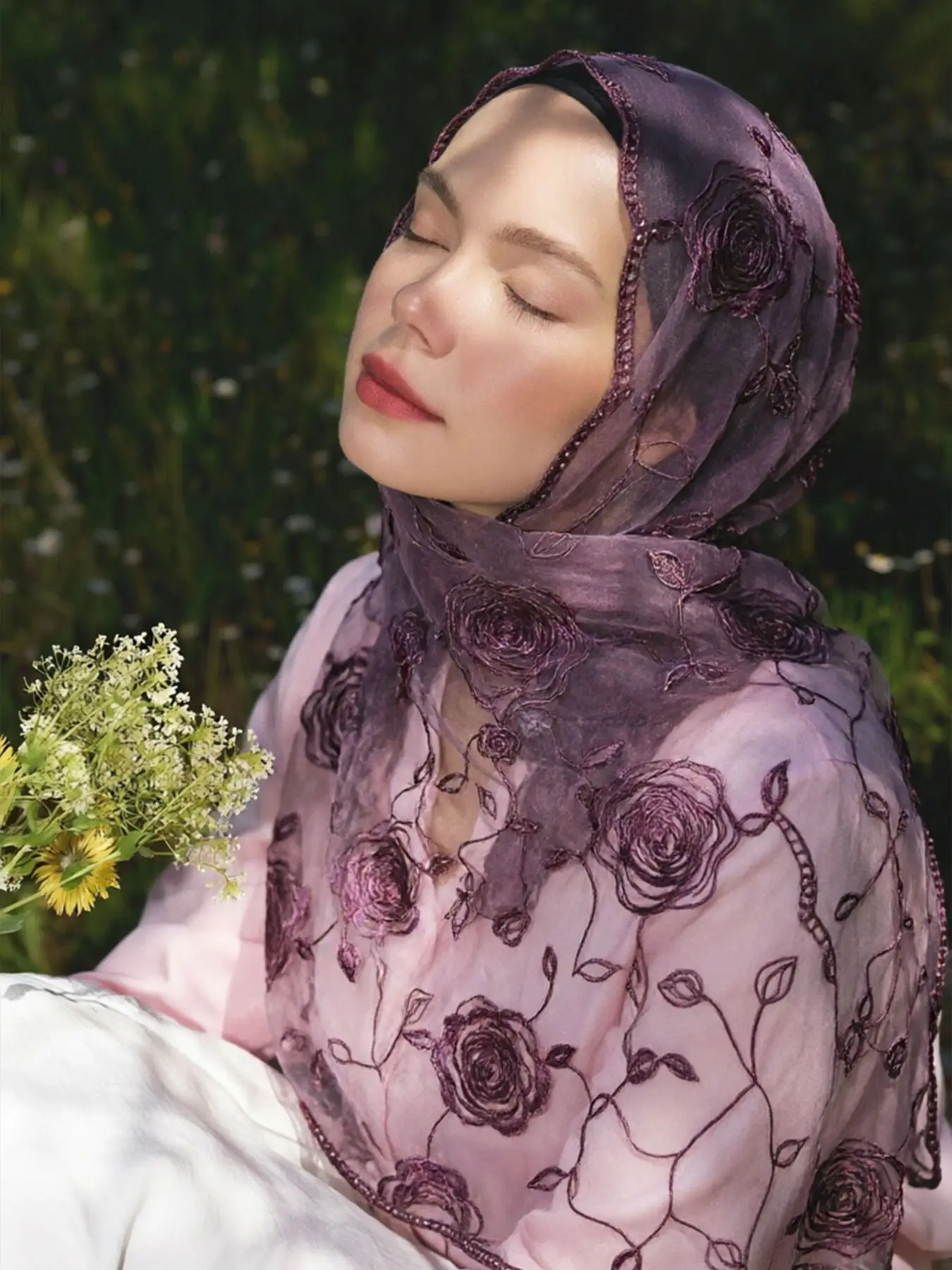 Fashion Gradient Embroidered Hijab Scarf, Elegant Women's Headwrap, Muslim Daily Wear Headscarf, Soft Beach Long Shawl