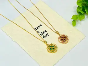 Suvi(12998)gc.Amazing Four-Leaf Clover Necklace Pendant size: 17×17m