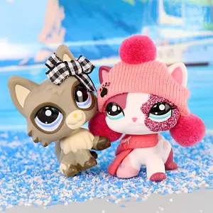 2Pcs Winter Style Wolf & Cat Figures, Gray-Brown Wolf with Plaid Bow & Pink-White Cat with Knit Hat and Scarf, Glitter Eyes Animal Collectible Toys, Bobble Head Pet Toys for Kids, Cute Party Favors